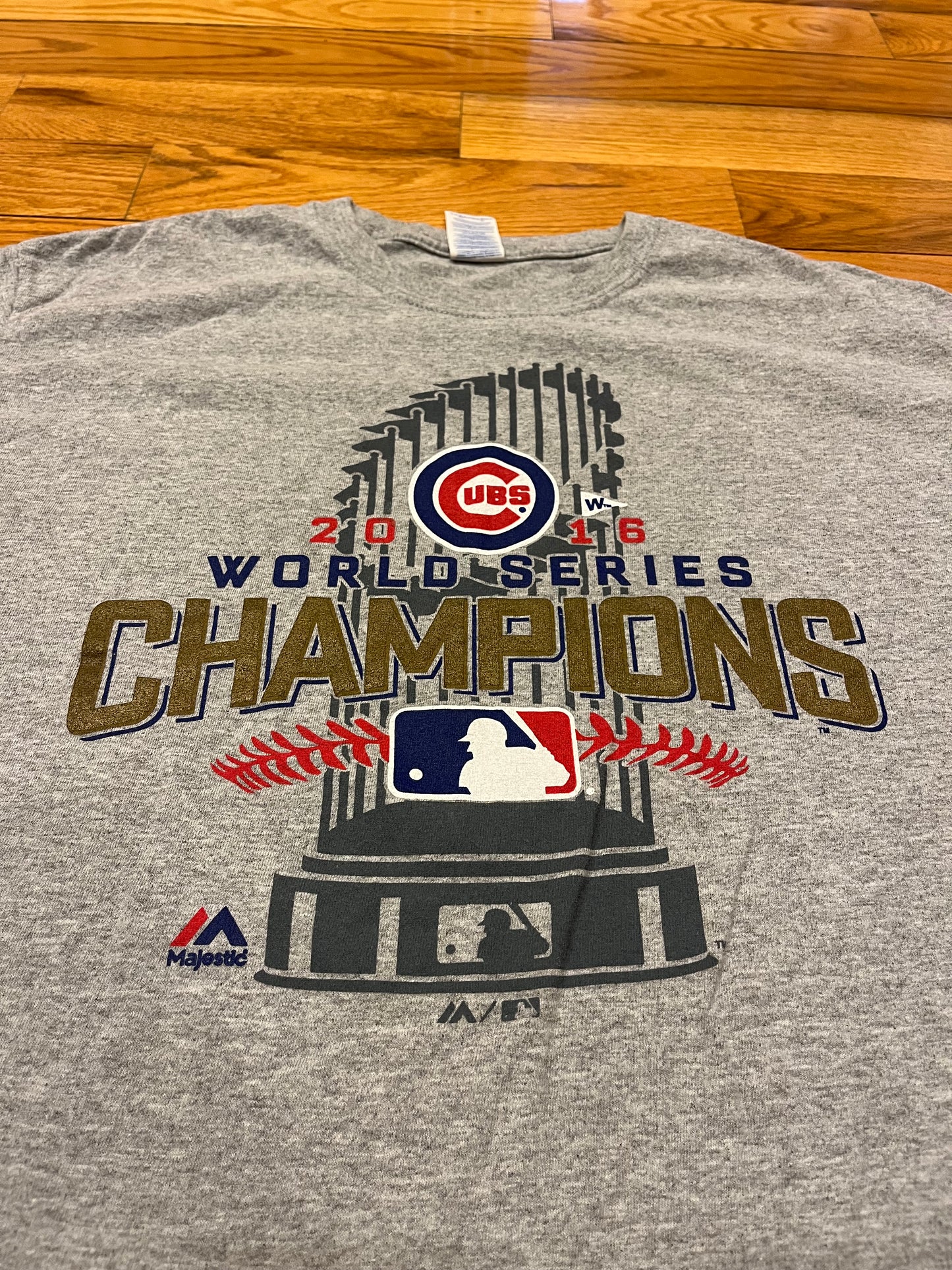 Chicago Cubs World Series Champs T-shirt (Large)