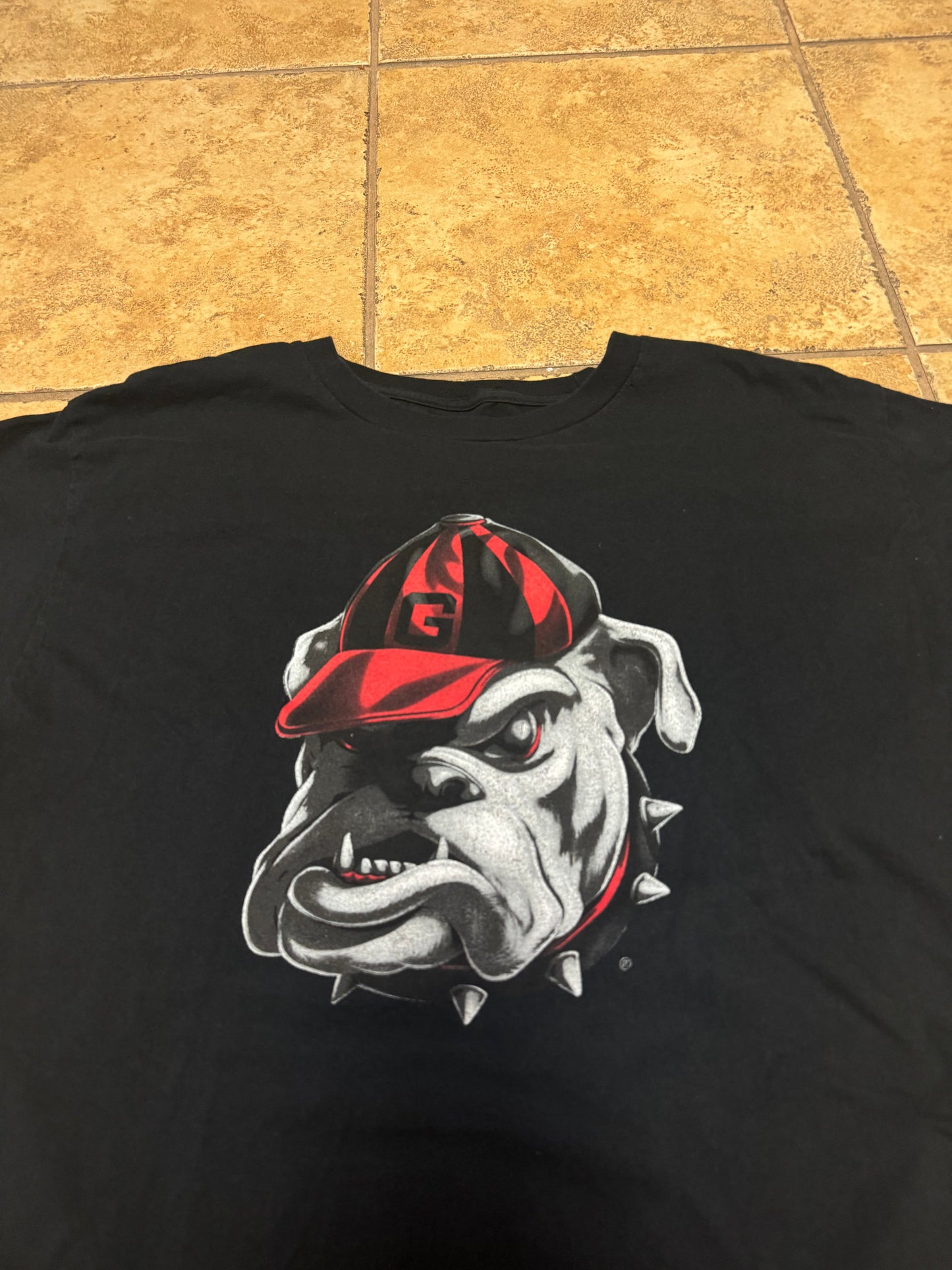 University of Georgia Bulldogs T-shirt (Large)