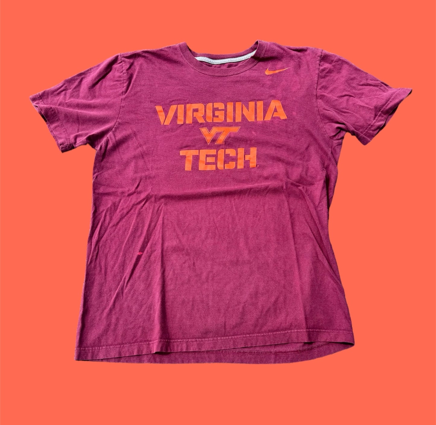 Nike Virginia Tech Hokies T-shirt (Large)