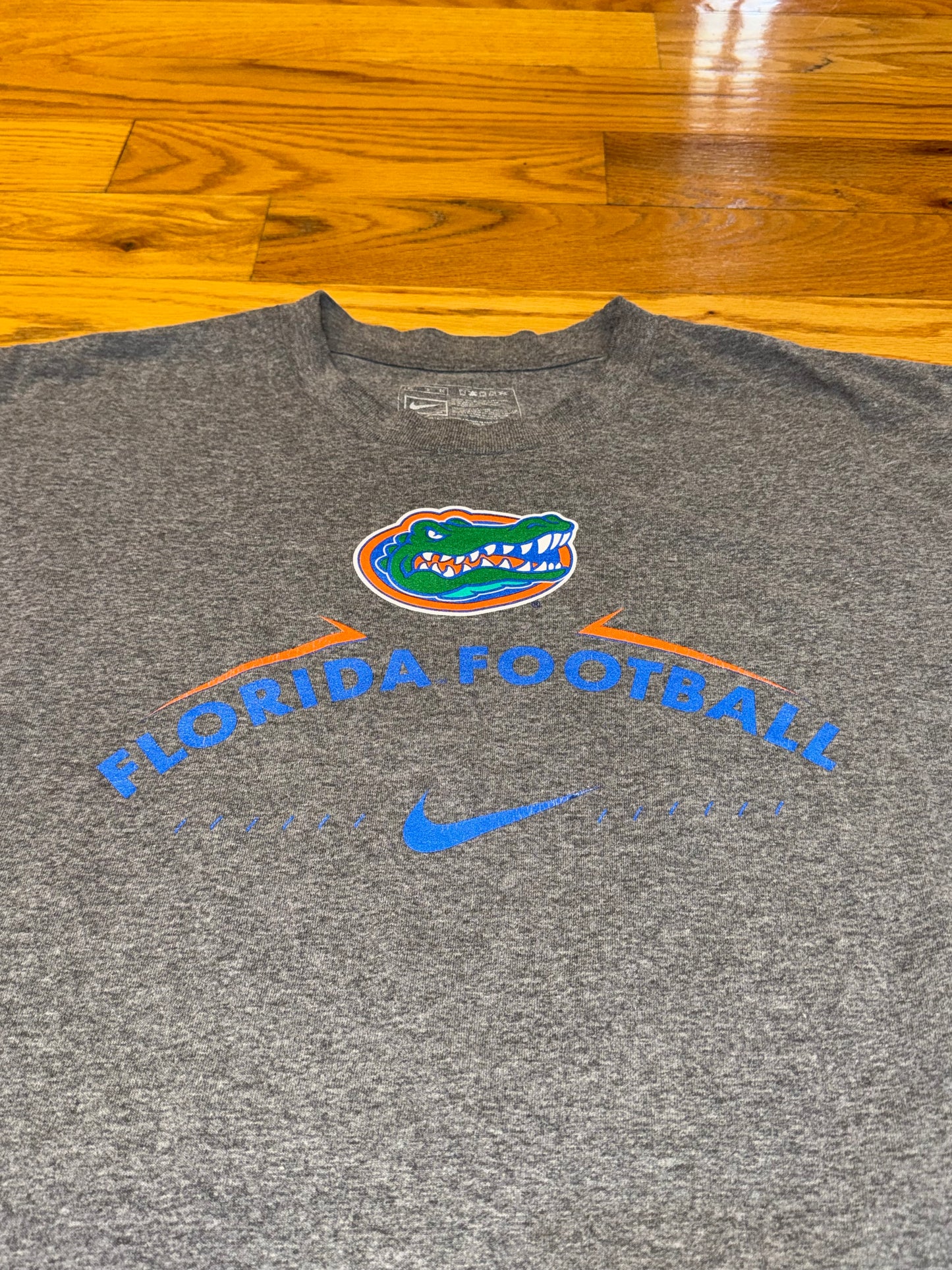 Nike Y2K University of Florida Gators Football T-shirt (XL)