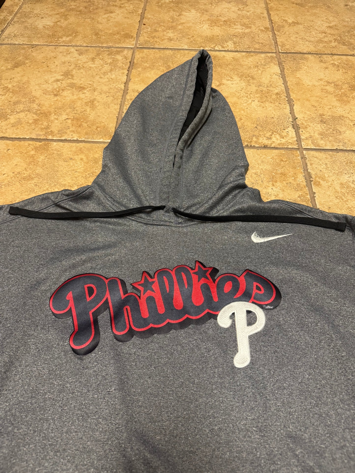 Philadelphia Phillies Nike Dri-fit Hoodie (XXL)