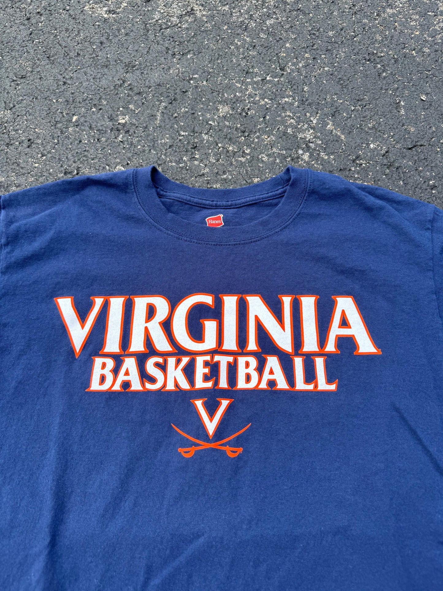 University of Virginia Basketball T-shirt (Medium)