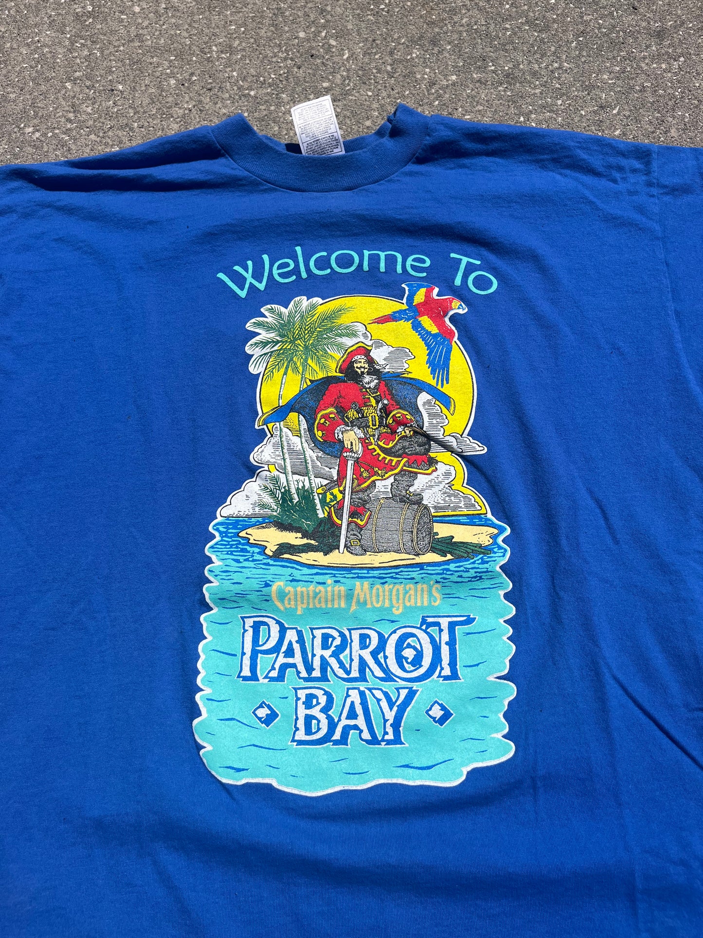 Captain Morgan’s Parrot Bay T-shirt (XL)