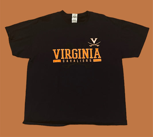 University of Virginia UVA T-shirt (XL)